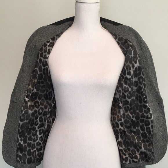 Express Blazer - Picture 6 of 8